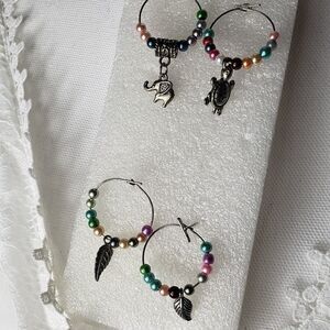 2 pr hoop earrings